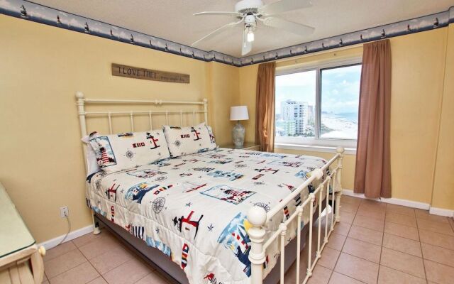 Tradewinds 901 - 2 Br condo