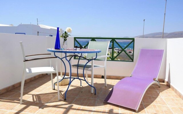 Apartment with 2 Bedrooms in Punta Mujeres, with Wonderful Sea View, Terrace And Wifi