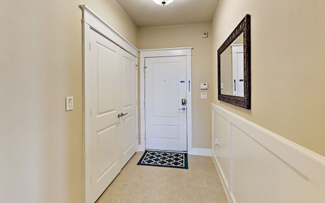 Pointe West #203 - 3 Br Condo