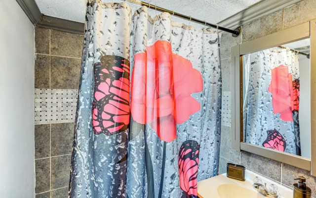 Quaint Family Retreat in Fairbury!