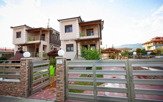 Amalia Lux Villas