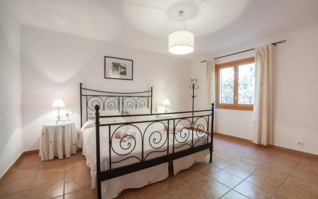 Es Coco De Sa Mola in Santa y