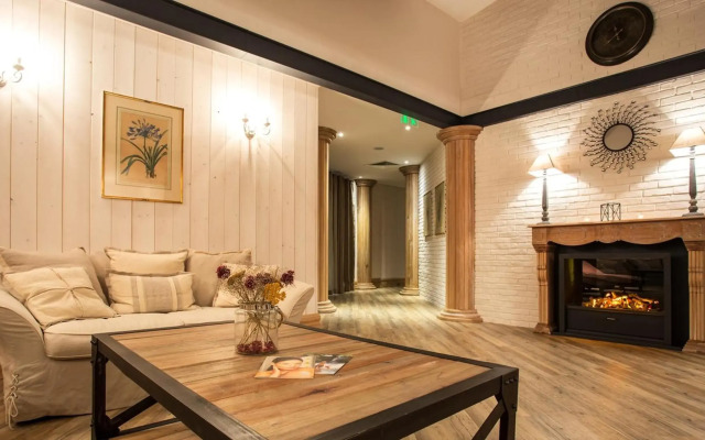 Astera Hotel & Spa