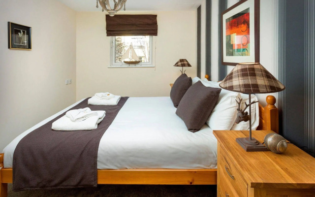 St. Giles Apartment