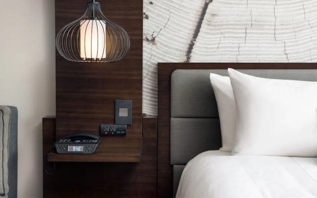 Waterfront Place Hotel