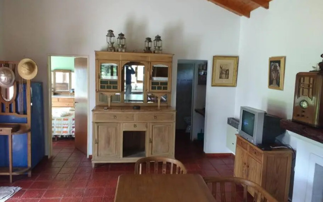 Casa y amplio parque