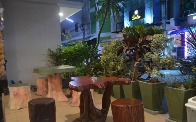 Patong Moon Inn Guesthouse