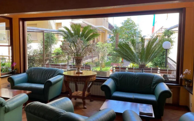 Hotel Mondial