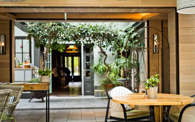Kimpton Charlotte Square by IHG