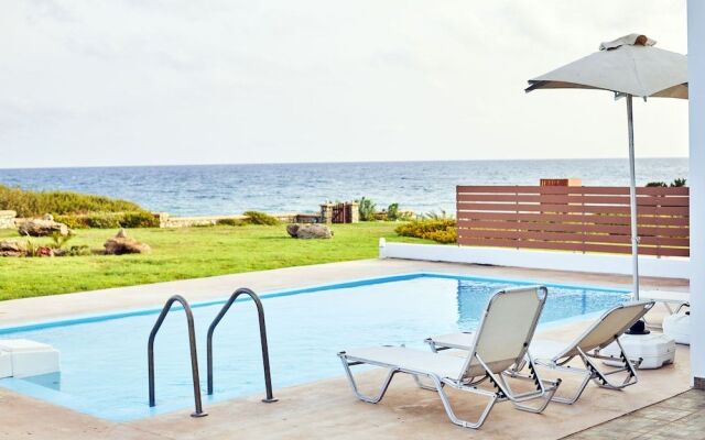 Nerida Beachfront Villas