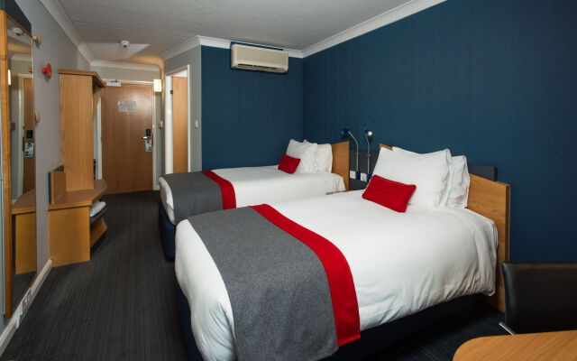 Holiday Inn Express Stoke On Trent, an IHG Hotel