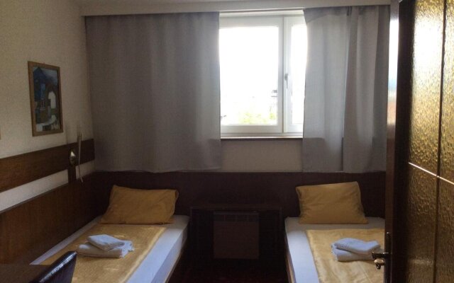 Hotel Villa Desiree - Adults Only