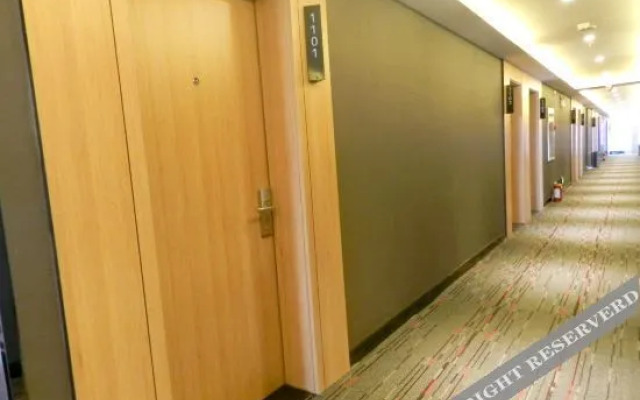 Shankee Hotel (Baicheng University Town Dingyang Wanda)