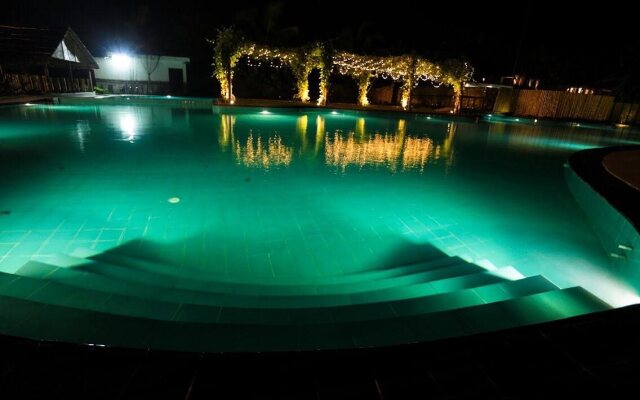 Amaluna Resorts