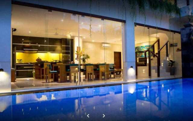 Sunset Paradise Villa Jimbaran 8008