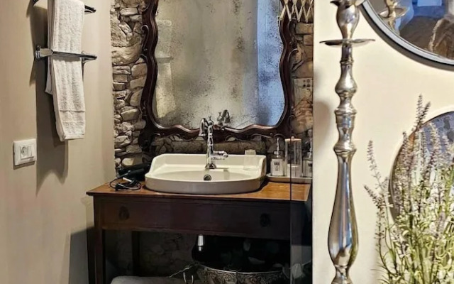 The little guest house