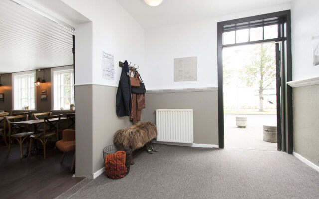 SKYR Guesthouse