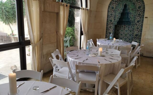 Scots House Hotel