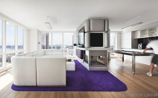 YOTEL New York Times Square
