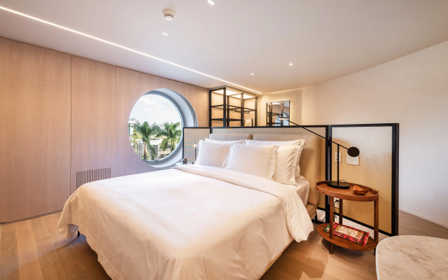 Hotel Unique