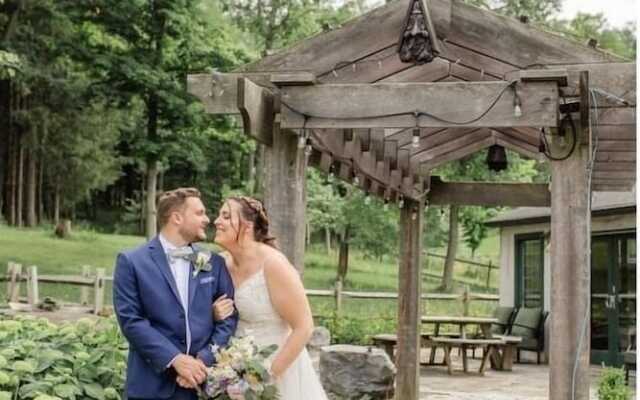 New Park Event Venue & Suites