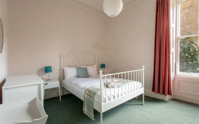 Spacious 3-bed by the Meadows- Perfect for Fringe!