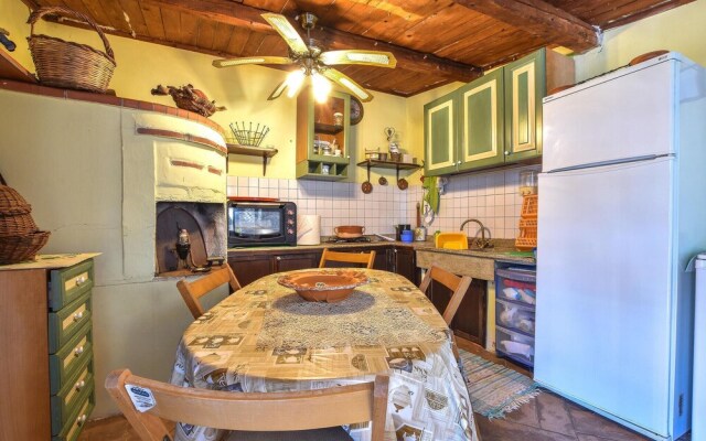 Beautiful Home in Enna With Wifi and 3 Bedrooms