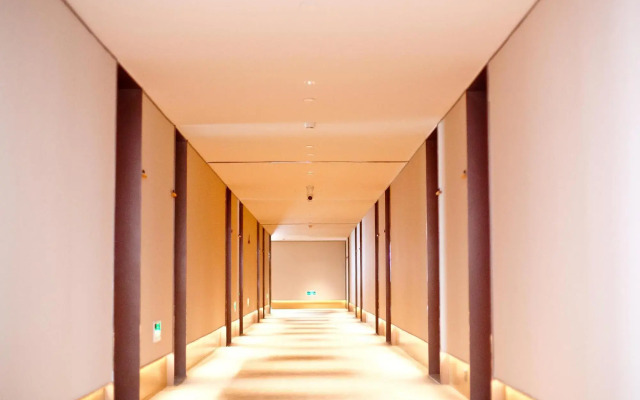 Yiling Hotel