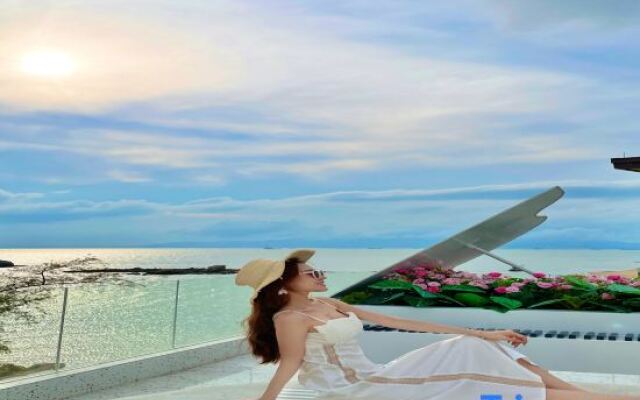 Xingshu Villa Hotel (Huidong Xunliaowan Scenic Area Store)