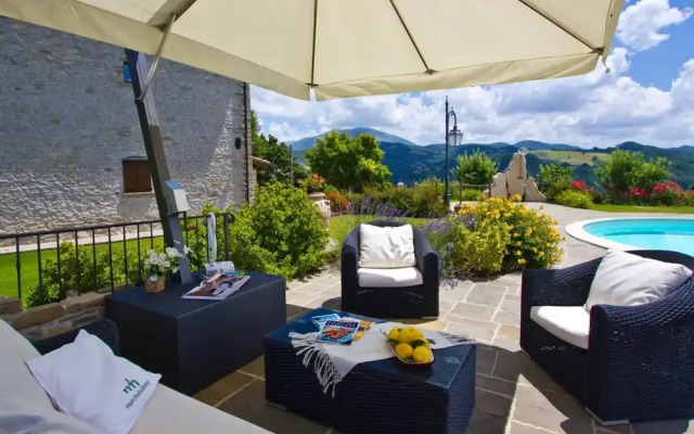 Nice Apartment in Apecchio With Shared Swimming Pool
