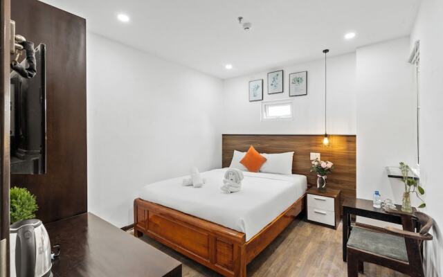 The Happy House Hotel & Apartment