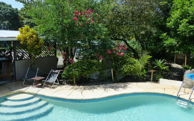 Le Colibri Rouge Hotel Cabinas