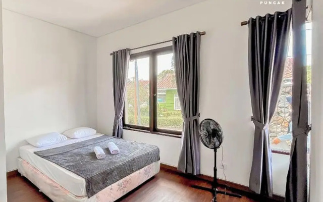 Sierra By Semusim Villa