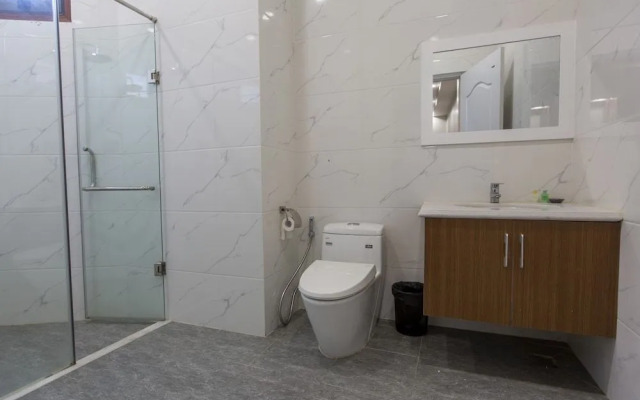Hoang Hung Hotel