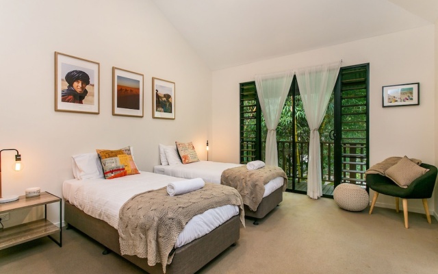 Buckets and Spades – Guest Rooms – Byron Bay
