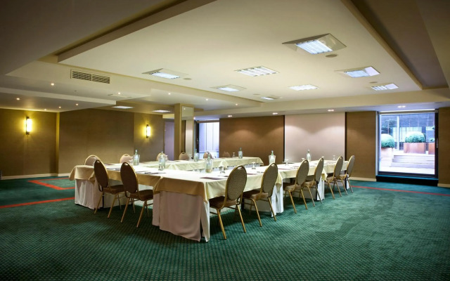 Hyllit Hotel