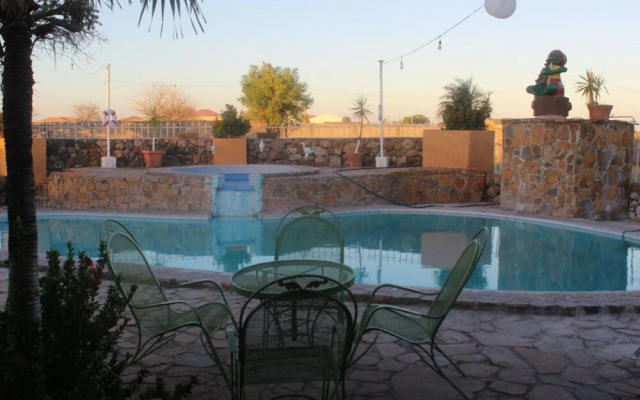 Aparthotel Villas de la Roca