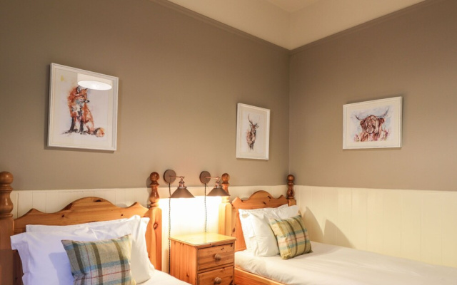 Ferry Cottage - Balmacara