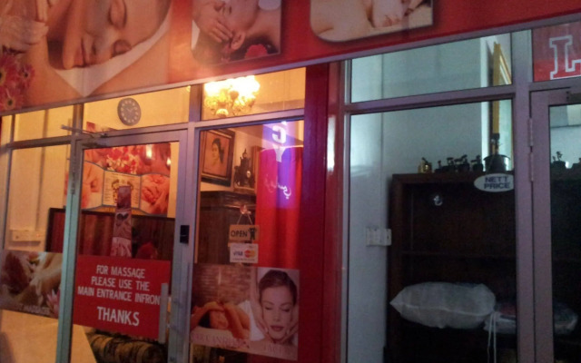 Ferringhi Heritage Budget Hotel