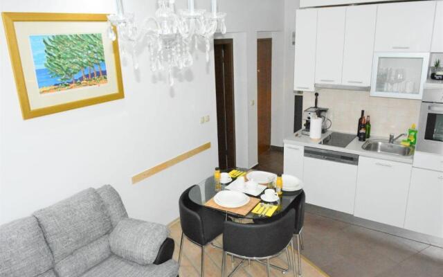 Apartments with a parking space Podstrana, Split - 8616