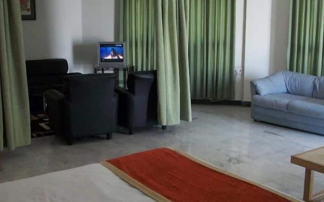 Plaza Palace Hotel