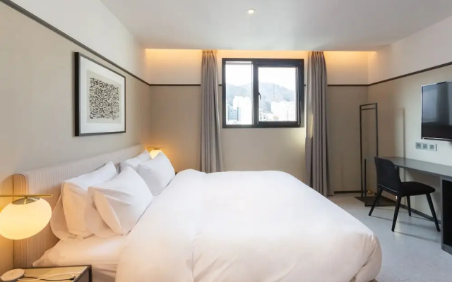 Brown Dot Hotel Geoje