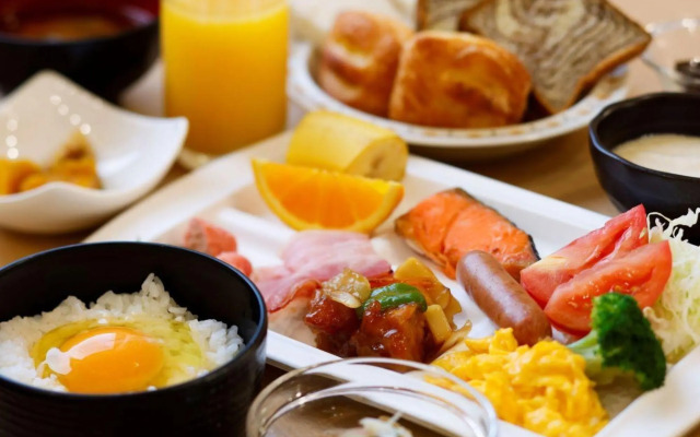 Shiroko Storia Hotel