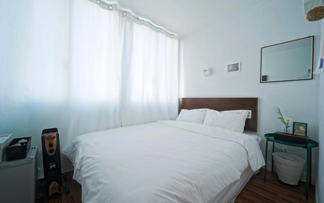 Ekonomy Haeundae Guesthouse