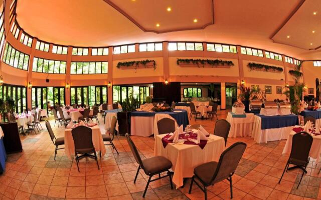 Hotel El Tucano Resort & Thermal Spa