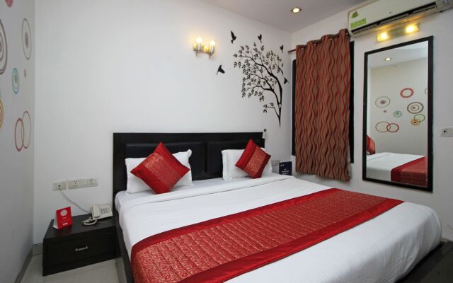 OYO 9030 Hotel Delhi Airport Plaza