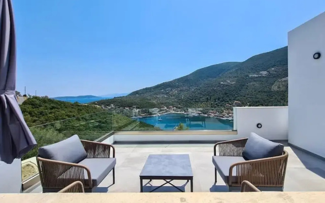 Villa Roya in Sivota