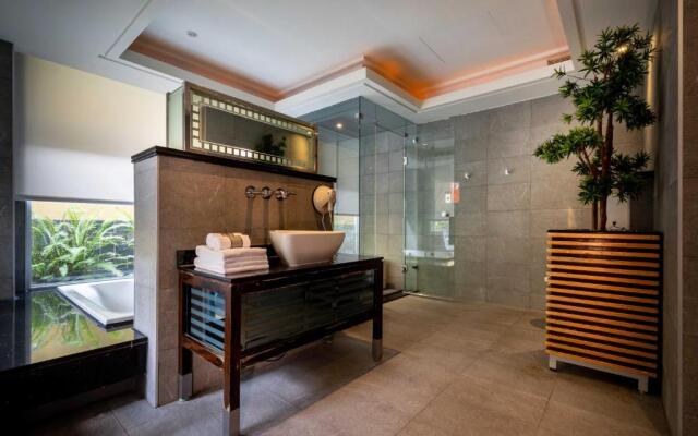 In-Stone Motel