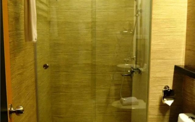Big 8 Corporate Hotel