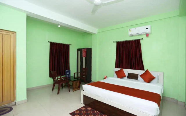 OYO Flagship 4720 Ma Guest House 2